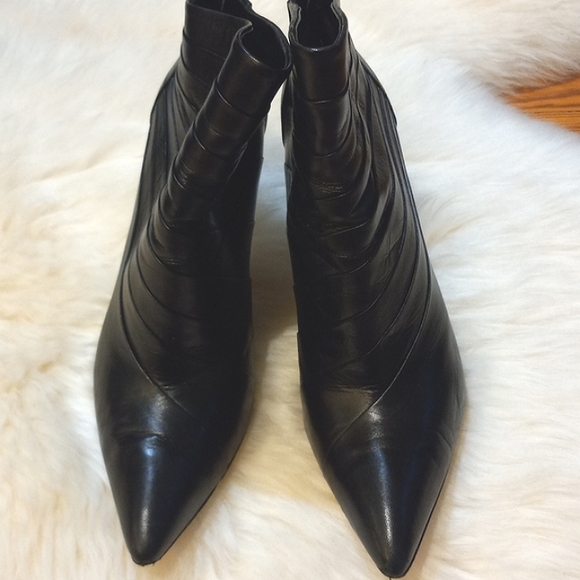 Giorgio Armani boots - Picture 15 of 17